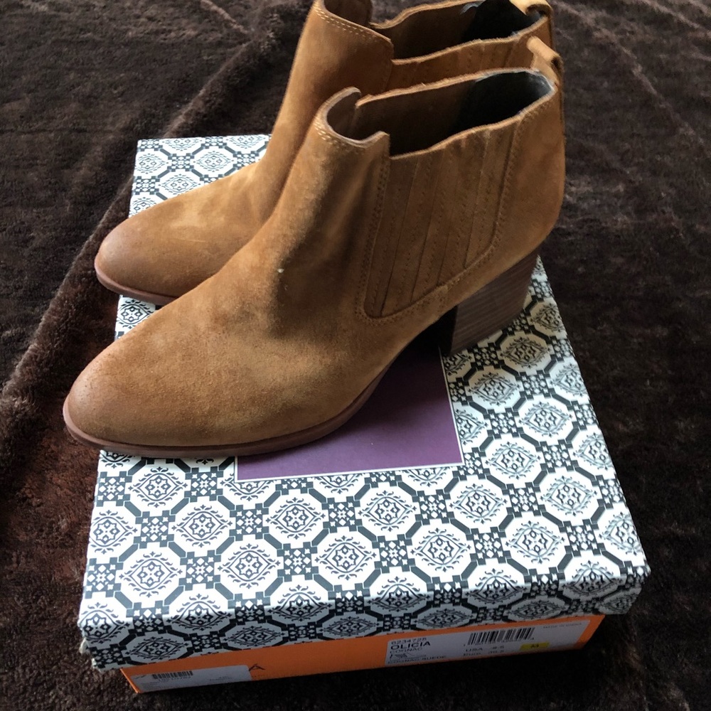 OLICIA COGNAC SUEDE BOOTS BY ISOLA